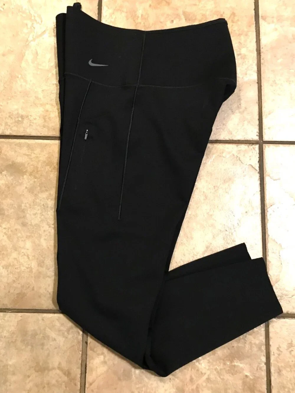 Women's Nike Go Firm-Support High-Rise 7/8 Leggings with Pockets-Size L (DQ5636)